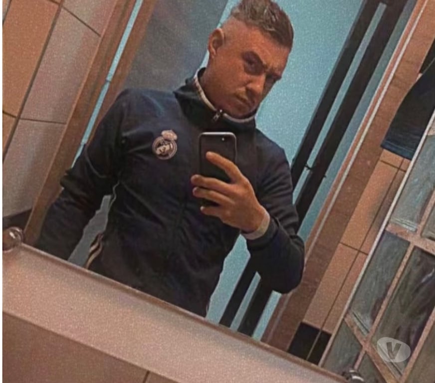 Gay Charleroi Charleroi-Centrum - Photos Vivastreet Passif masculin pour actif masculin