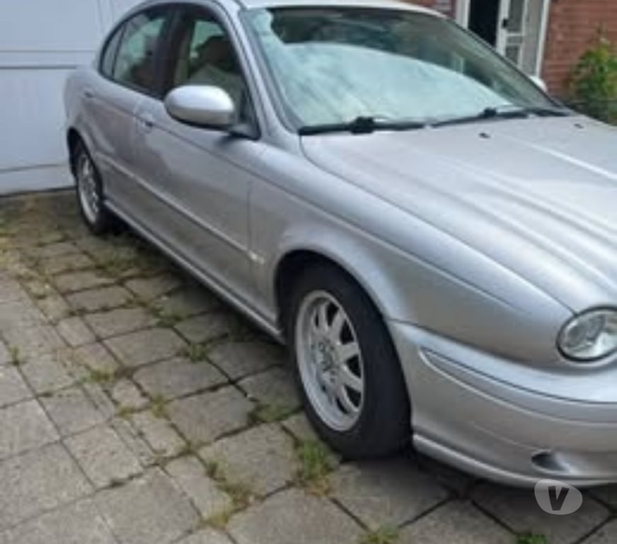 Voiture à vendre Charleroi Charleroi-Centrum - Photos Vivastreet jaguar x type 2.0 diesel