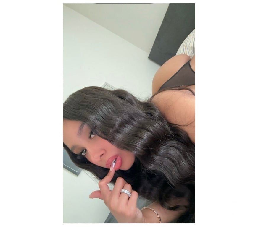 Escort Aubange Athus - Photos Vivastreet CLEO 21 ANS ..CHARMANT ESCORT SEXI