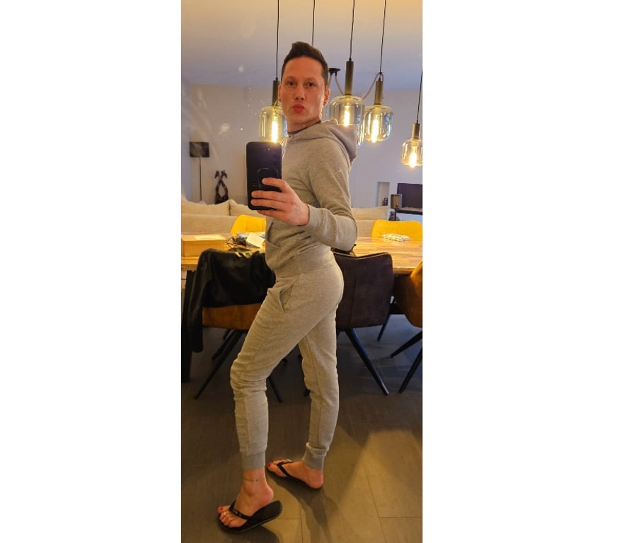 Gay Hastière Agimont - Photos Vivastreet BONNE LOPE DISCRET DISPONIBLE MAINTENANT