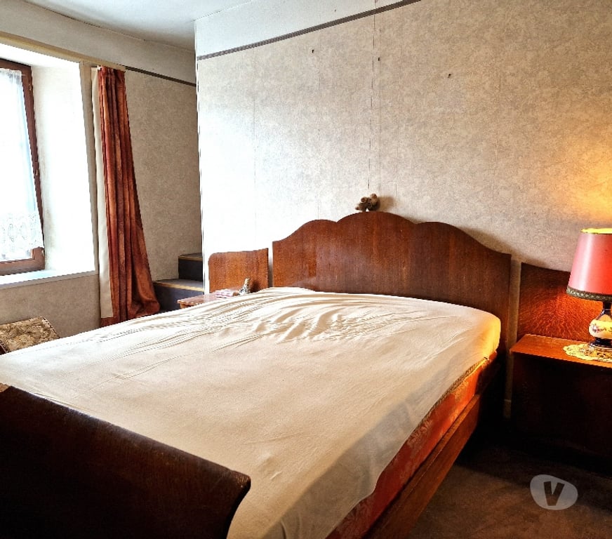 Annonce maison Bouillon Bouillon-Centrum - Photos Vivastreet BOUILLON : Belle maison mitoyenne avec terrasse.