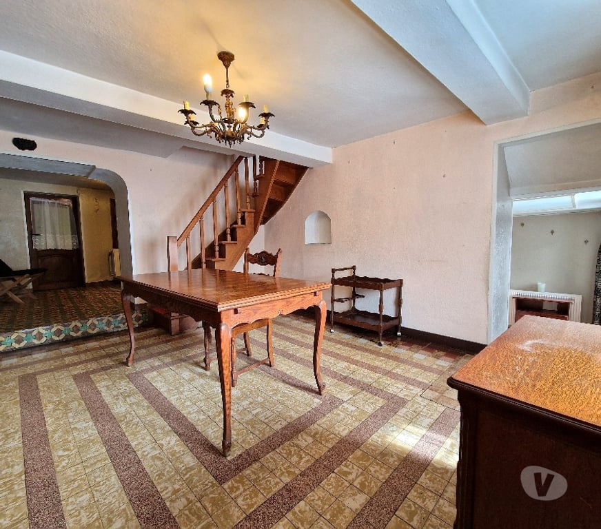 Annonce maison Bouillon Bouillon-Centrum - Photos Vivastreet BOUILLON : Belle maison mitoyenne avec terrasse.