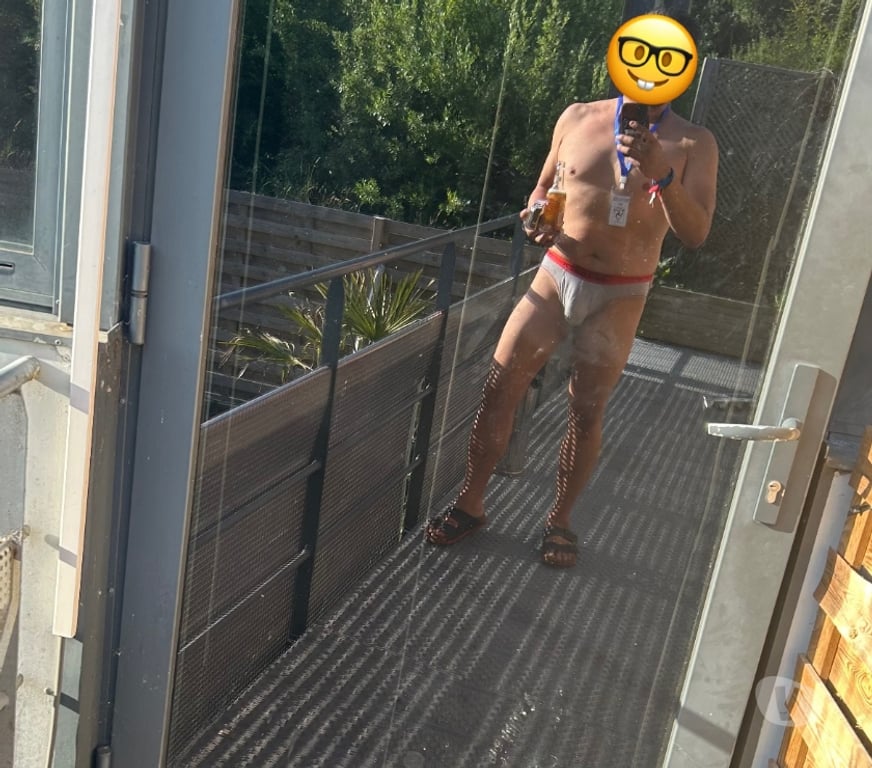 Gay Namur Beez - Photos Vivastreet Pour mec bi actif