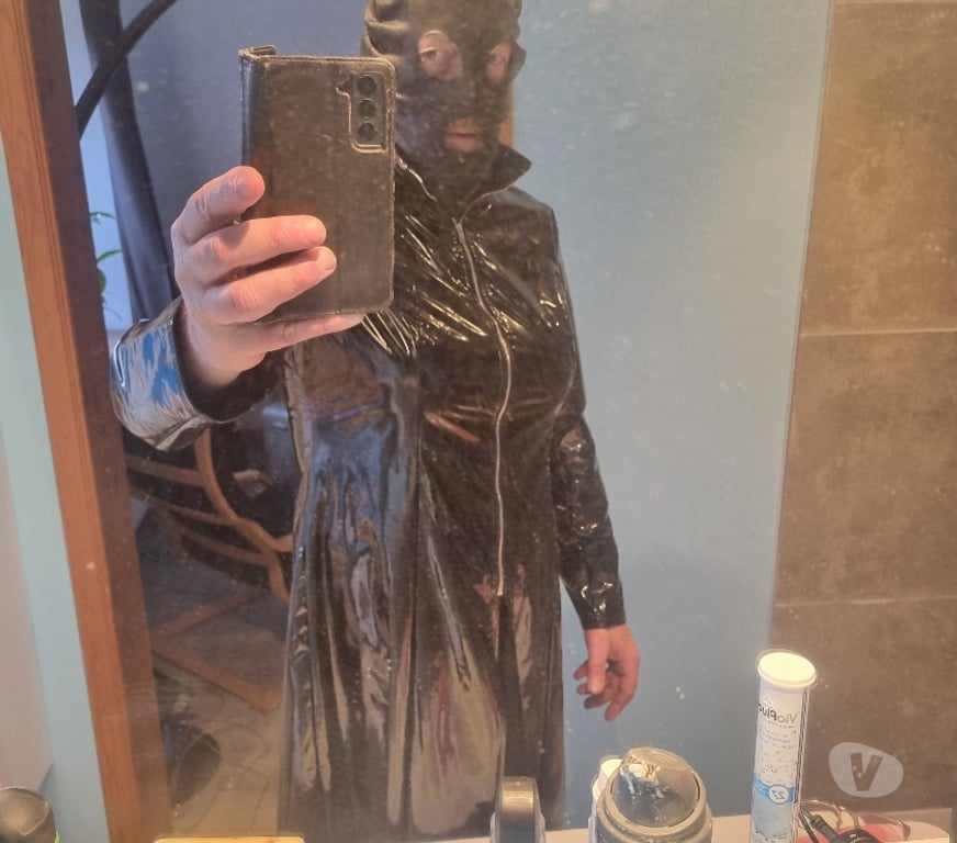 Gay Hamoir Comblain-Fairon - Photos Vivastreet Travestis latex