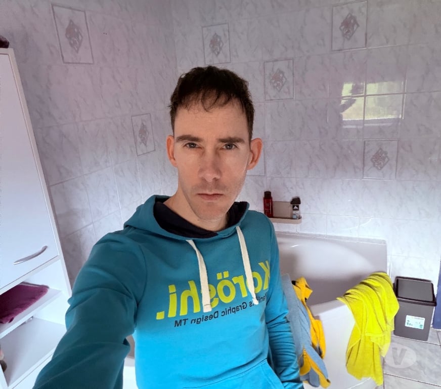 Gay Charleroi Charleroi-Centrum - Photos Vivastreet Couple gay pour fun trio