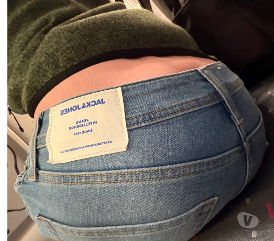 Gay Charleroi Charleroi-Centrum - Photos Vivastreet Couple gay pour fun trio