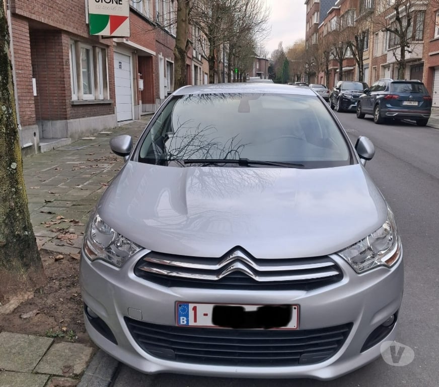 Voiture à vendre Anderlecht - Photos Vivastreet Citroen c4 ehdi 2012