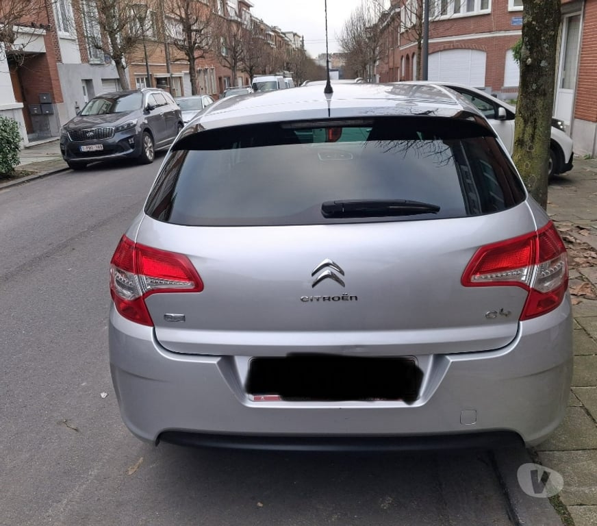 Voiture à vendre Anderlecht - Photos Vivastreet Citroen c4 ehdi 2012