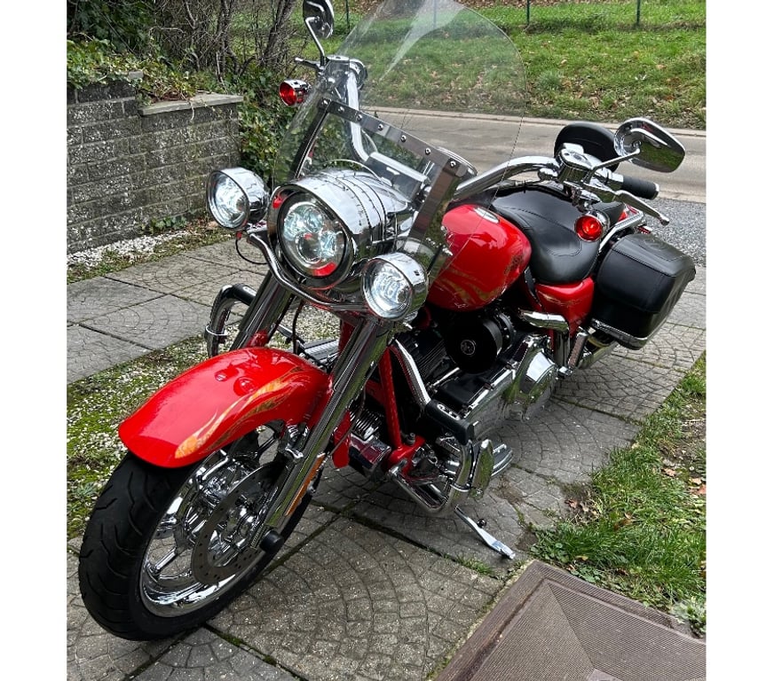 Motos Lennik - Photos Vivastreet HARLEY DAVIDSON ROAD KING CVO