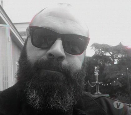 Rencontre adulte - Photos Vivastreet Homme viril cherche femme gourmande.