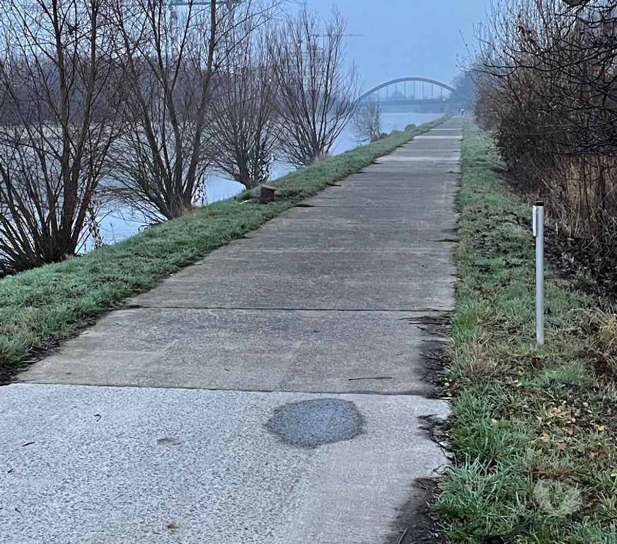 Gay Tubize - Photos Vivastreet RAVEL… CANAL???