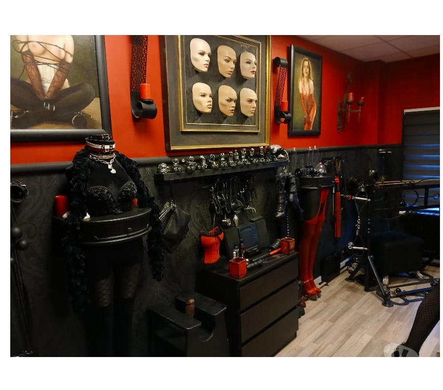 exhib Ath Ath-Centrum - Photos Vivastreet BDSM et fétichisme entre travestis