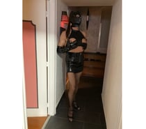 BDSM et fétichisme entre travesties