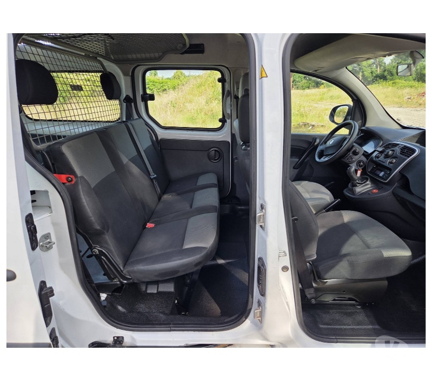 Véhicules commerciaux & utilitaires d'occasion Pont-de-Loup - Photos Vivastreet Renault Kangoo 2018 Double Cabine 68732KM 1.5dci 90cv EU6..