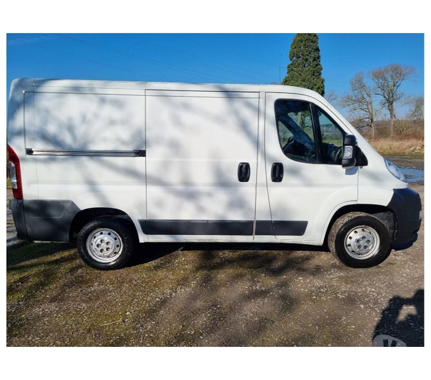 Véhicules commerciaux & utilitaires d'occasion Pont-de-Loup - Photos Vivastreet Citroën Jumper 2015 L1 2.2hdi 110cv 81kw euro5 Airco Cruise