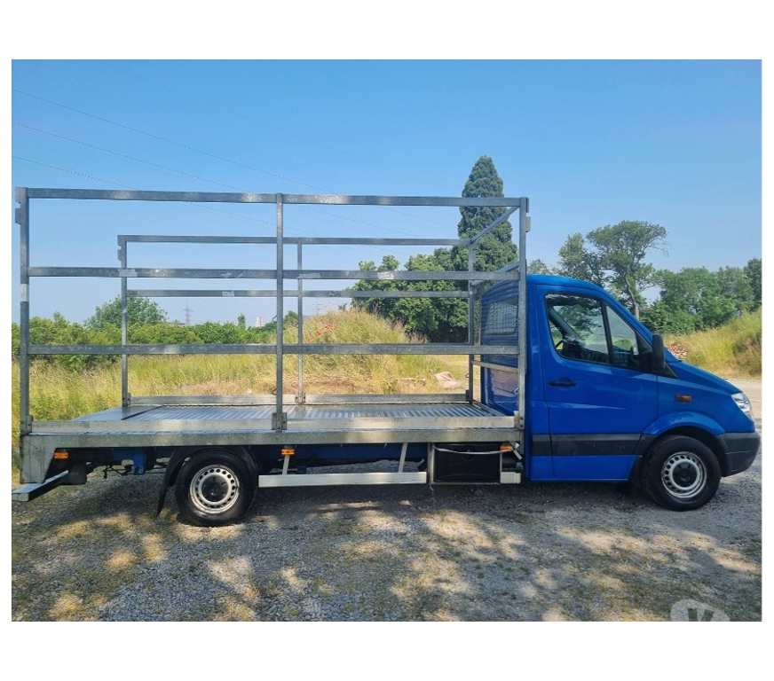 Véhicules commerciaux & utilitaires d'occasion Pont-de-Loup - Photos Vivastreet Mercedes Sprinter 2013 Plateau 4m30 316cdi 163cv boite auto