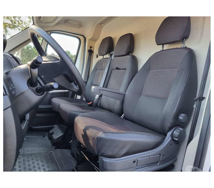 Véhicules commerciaux & utilitaires d'occasion Pont-de-Loup - Photos Vivastreet Peugeot Boxer 9 2021 L2H2 2.2hdi 136cv 46249km Airco Cruise