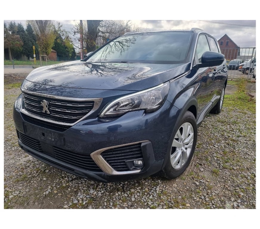 Voiture à vendre Pont-de-Loup - Photos Vivastreet Peugeot 5008 2018 1.6hdi 115cv euro6 Virtual cockpit Gps AC
