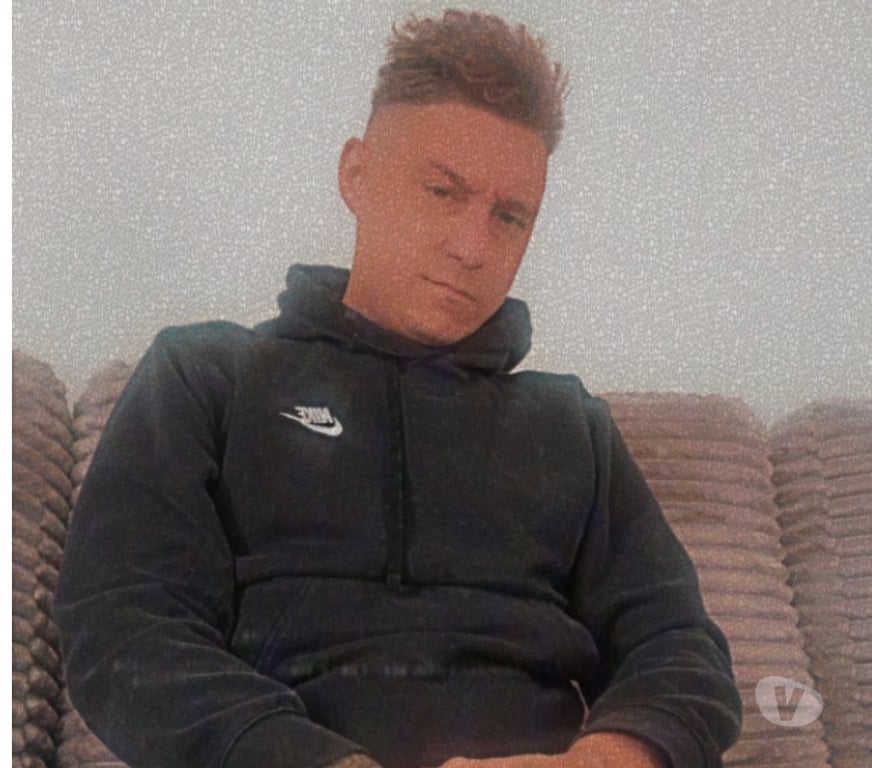 Gay Charleroi Charleroi-Centrum - Photos Vivastreet Passif masculin pour actif masculin