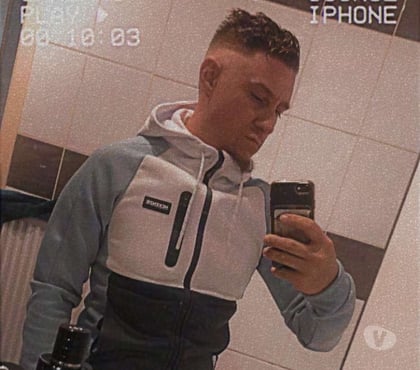 Gay Charleroi-Centrum Charleroi - Photos Vivastreet Passif masculin pour actif masculin