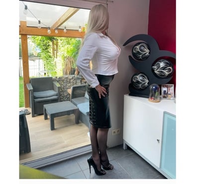 Gay Ath-Centrum Ath - Photos Vivastreet BDSM et fétichisme entre travesties