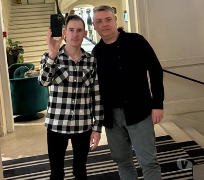 Rencontre gay Charleroi-Centrum Charleroi - Photos Vivastreet Un couple gay en trio max 40 ans