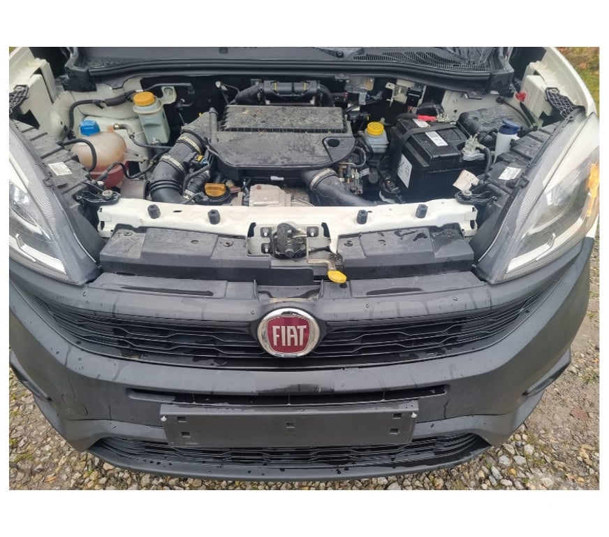 Véhicules commerciaux & utilitaires d'occasion Pont-de-Loup - Photos Vivastreet Fiat Doblo 2016 86193km 1.3jtd 90cv 66kw Pack électrique..