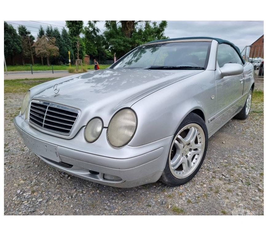 Voiture à vendre Pont-de-Loup - Photos Vivastreet Mercedes CLK230 Compressor Cabriolet 2.3i 193cv 172000km