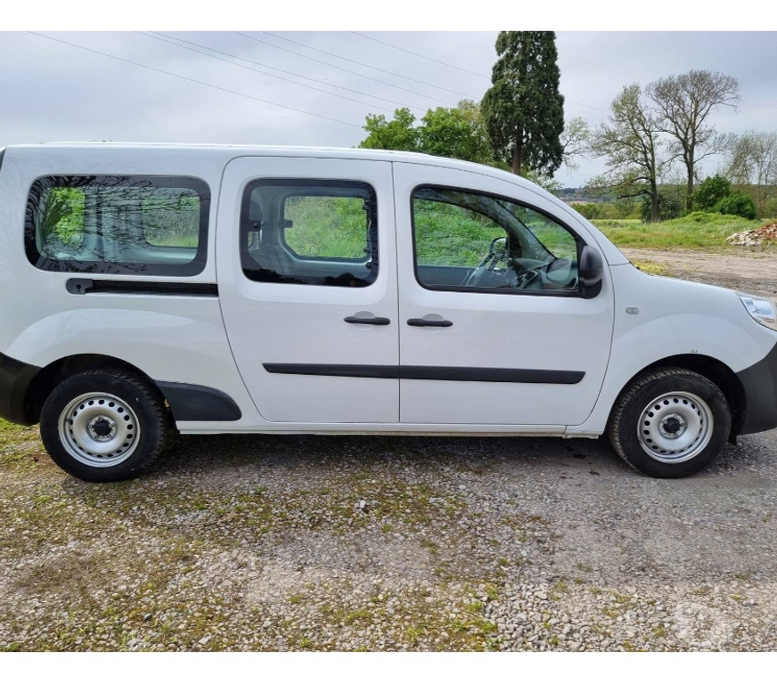 Véhicules commerciaux & utilitaires d'occasion Pont-de-Loup - Photos Vivastreet Renault Kangoo 2018 double cabine 136.300km 1.5dci 90cv EU6