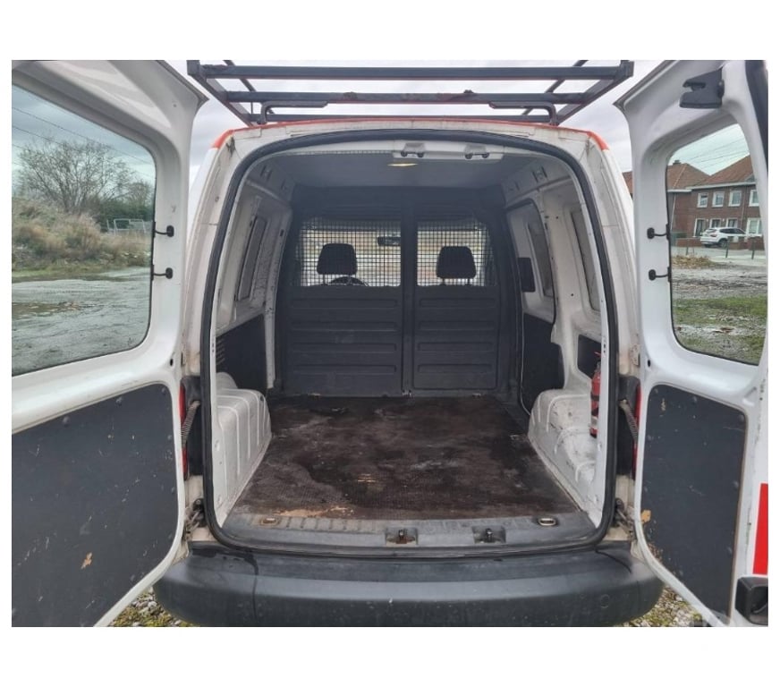 Véhicules commerciaux & utilitaires d'occasion Pont-de-Loup - Photos Vivastreet Vw Caddy 2011 euro5 1.6tdi 75cv 55kw galerie de toit..