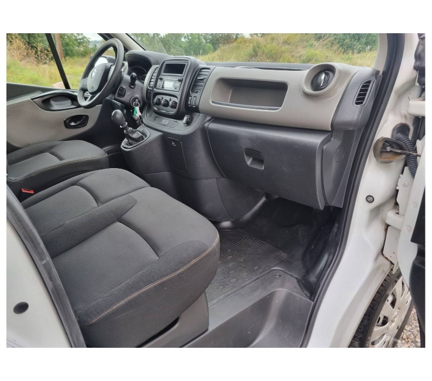 Véhicules commerciaux & utilitaires d'occasion Pont-de-Loup - Photos Vivastreet Renault Trafic 10 2018 L1h1 91014km 1.6dci 95cv 70kw airco