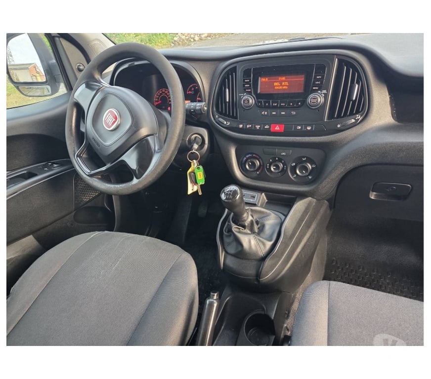Véhicules commerciaux & utilitaires d'occasion Pont-de-Loup - Photos Vivastreet Fiat Doblo L2 long châssis 7 2017 Euro6 1.3jtd 95cv 98585KM
