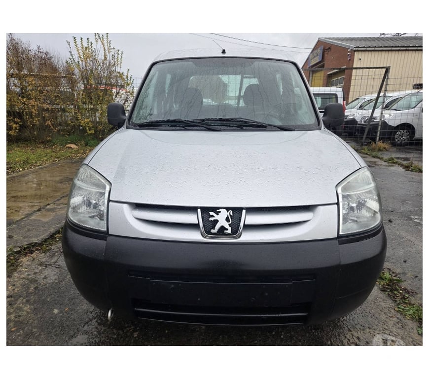 Véhicules commerciaux & utilitaires d'occasion Pont-de-Loup - Photos Vivastreet Peugeot Partner Grise 2007 2.0hdi 66kw 90cv 194000km...