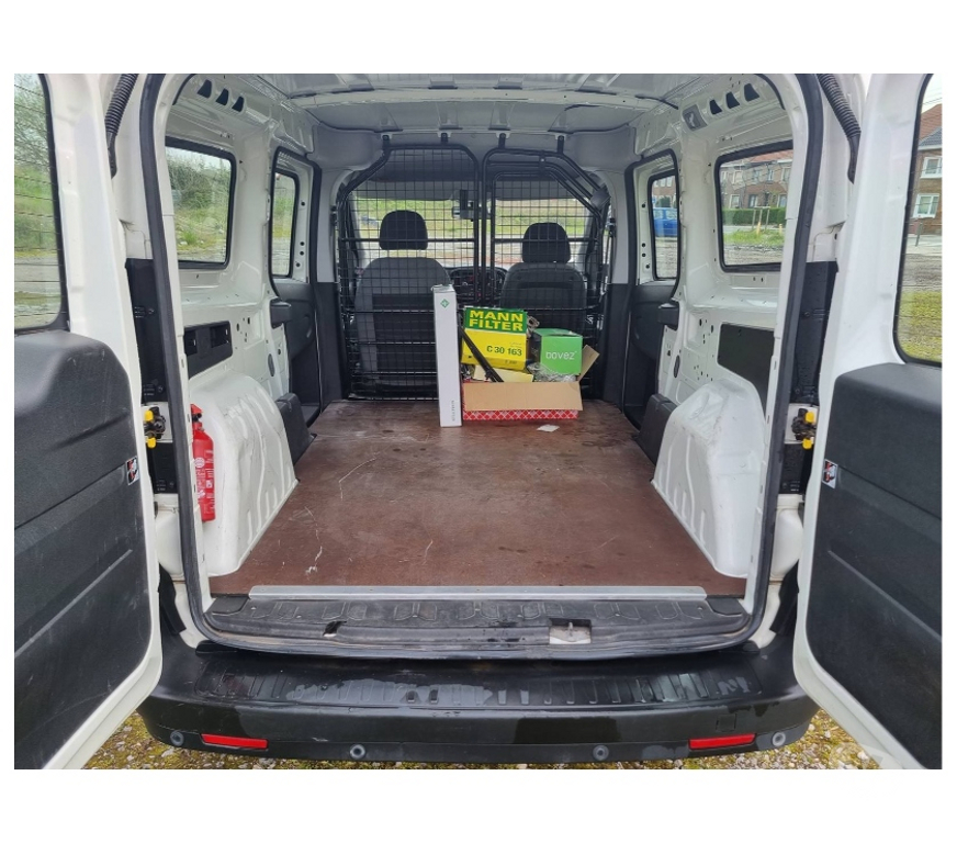 Véhicules commerciaux & utilitaires d'occasion Pont-de-Loup - Photos Vivastreet Fiat Doblo 9 2017 L2 Maxi Nv Moteur 0km 1.3jtd 95cv euro6...