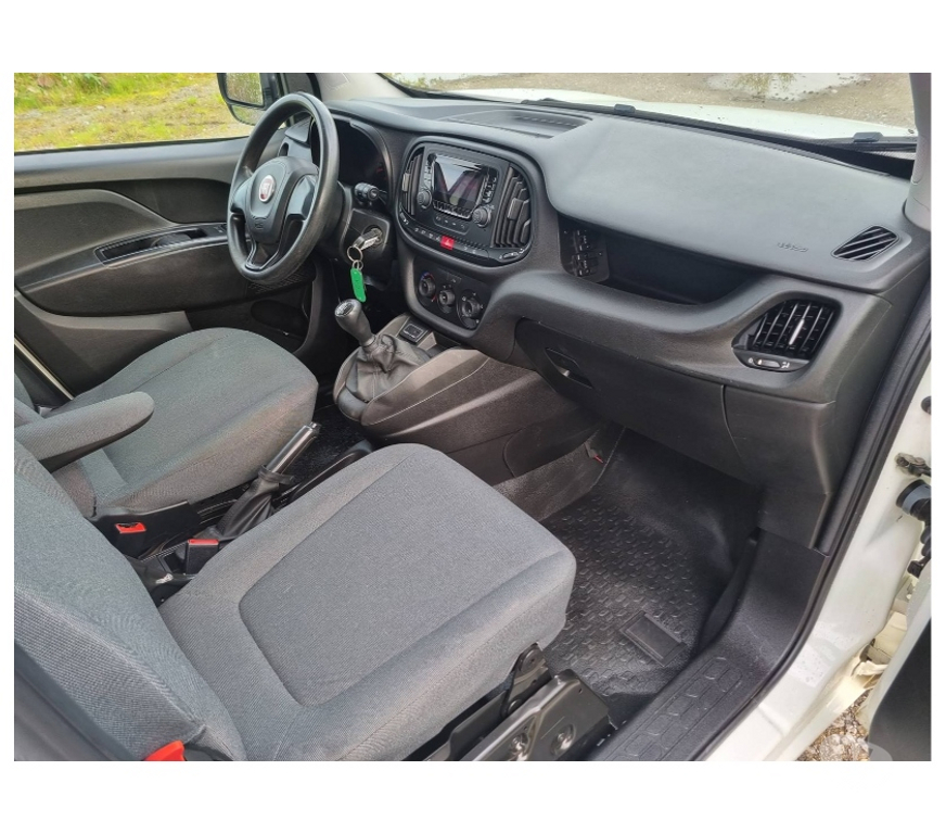Véhicules commerciaux & utilitaires d'occasion Pont-de-Loup - Photos Vivastreet Fiat Doblo 9 2017 L2 Maxi Nv Moteur 0km 1.3jtd 95cv euro6...