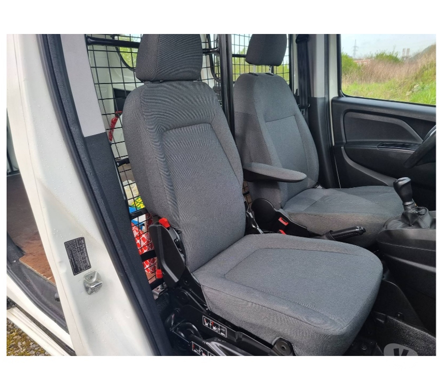 Véhicules commerciaux & utilitaires d'occasion Pont-de-Loup - Photos Vivastreet Fiat Doblo 9 2017 L2 Maxi Nv Moteur 0km 1.3jtd 95cv euro6...