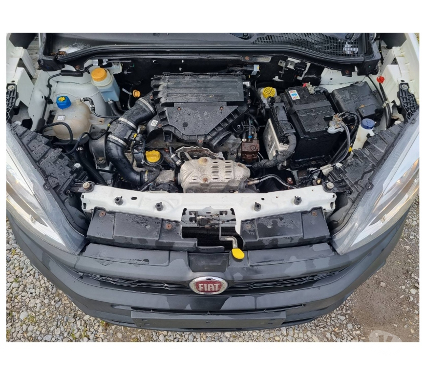 Véhicules commerciaux & utilitaires d'occasion Pont-de-Loup - Photos Vivastreet Fiat Doblo 9 2017 L2 Maxi Nv Moteur 0km 1.3jtd 95cv euro6...