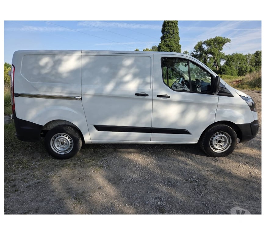 Véhicules commerciaux & utilitaires d'occasion Pont-de-Loup - Photos Vivastreet Ford Transit Custom L1h1 2.2tdci 110CV Nv Moteur 0km 3places