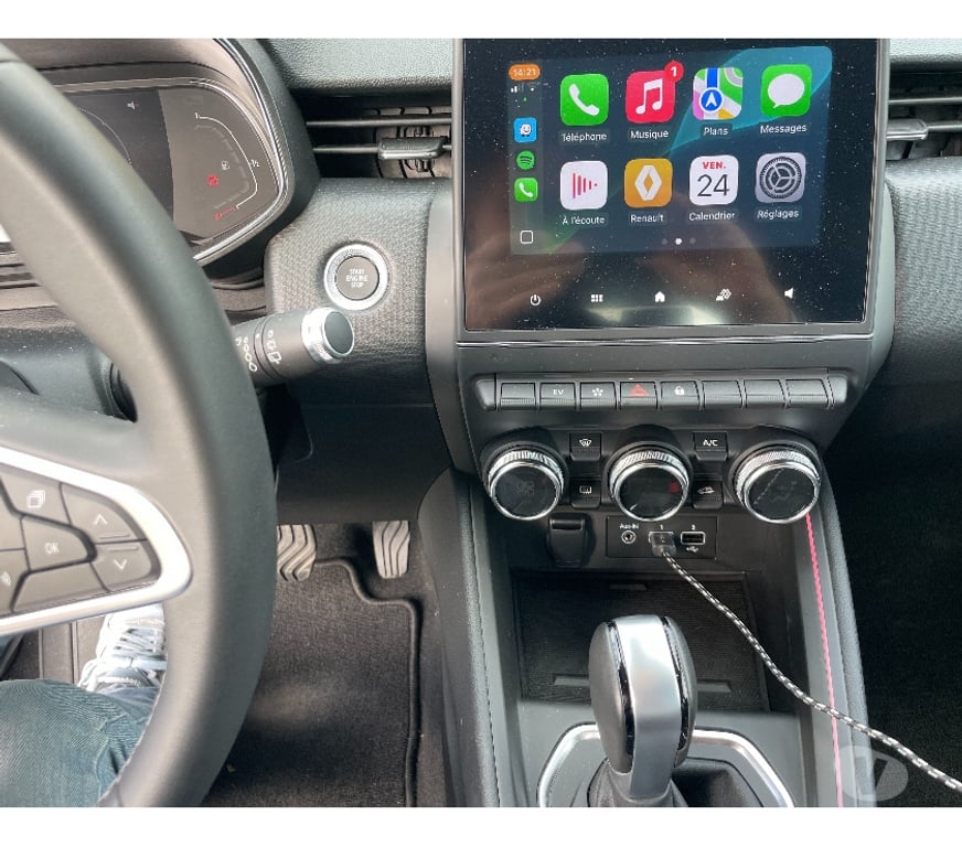 Voiture à vendre Aubange Athus - Photos Vivastreet CLIO V 1.6E-TECH 140CV INTENS AUTO.