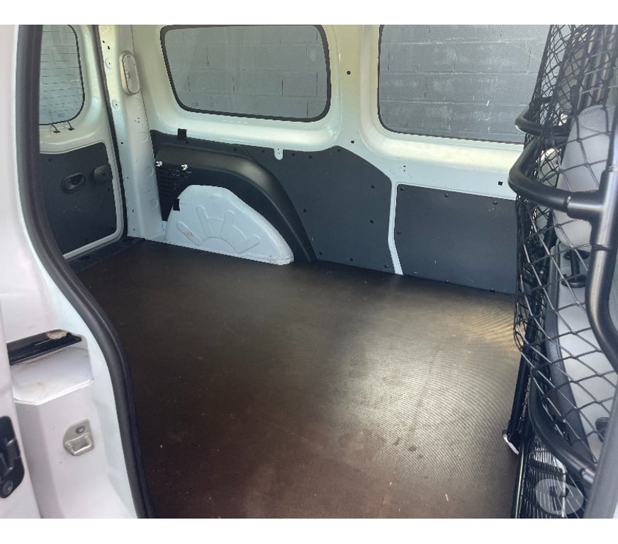 Véhicules commerciaux & utilitaires d'occasion Aubange Athus - Photos Vivastreet RENAULT KANGOO EXPRESS MAXI 1.5DCI 95CV BLUECONFORT