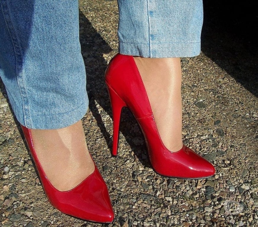 Gay Liège Liège-Centrum - Photos Vivastreet pour homme en talons