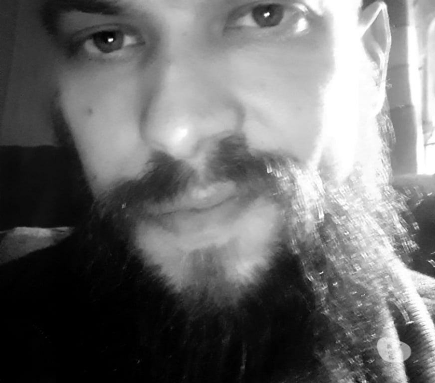 Gay Charleroi Charleroi-Centrum - Photos Vivastreet Qui veut se vider dans mon cul?