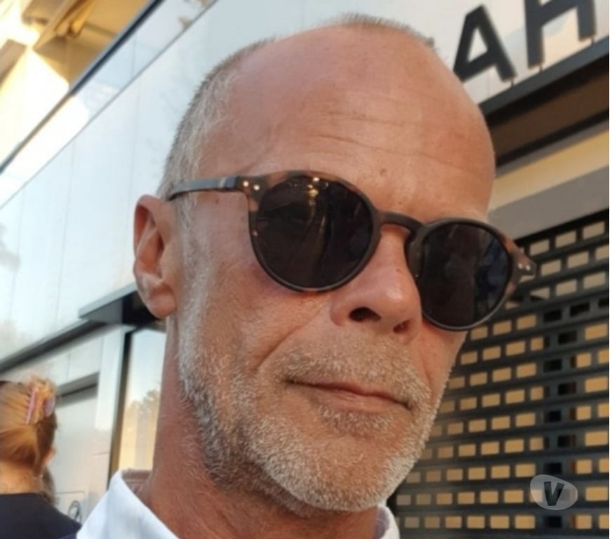 exhib Wavre Wavre-Centrum - Photos Vivastreet Couple cherche pour s'amuser à trois avec ma copine