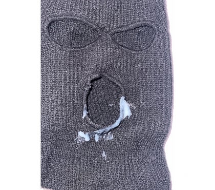 Rencontre gay - Photos Vivastreet Je suce qui en cagoule ?