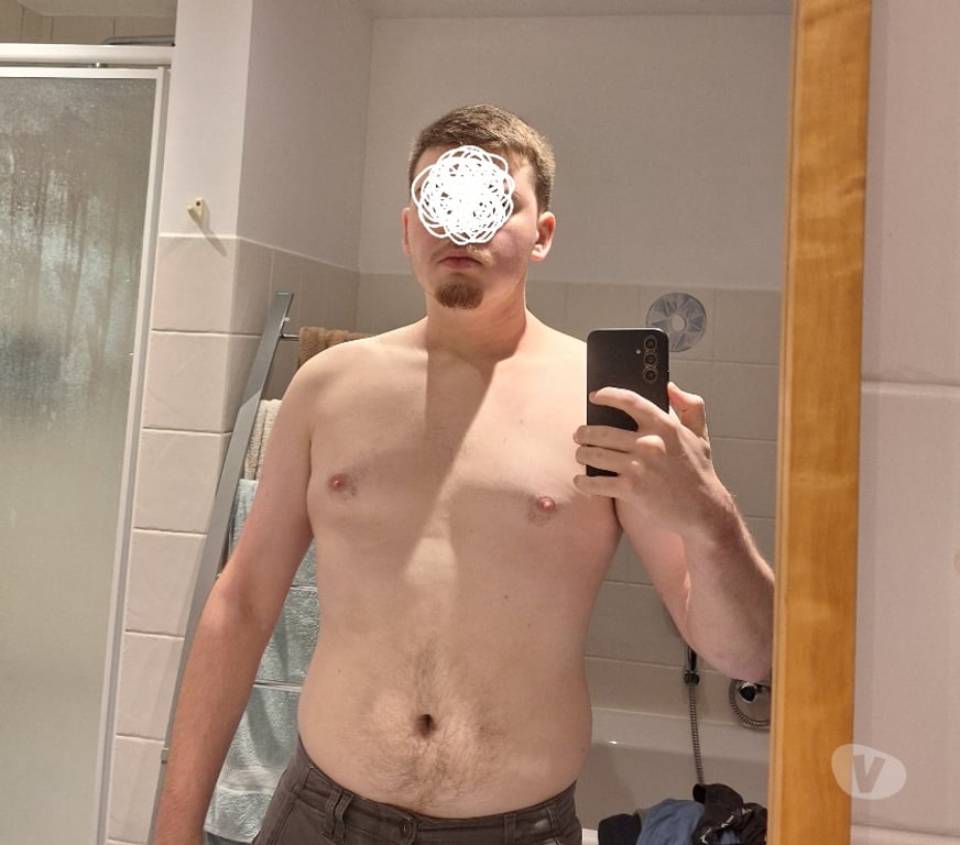 exhib Leuze - Photos Vivastreet Jeune homme dispo 03 01 2026