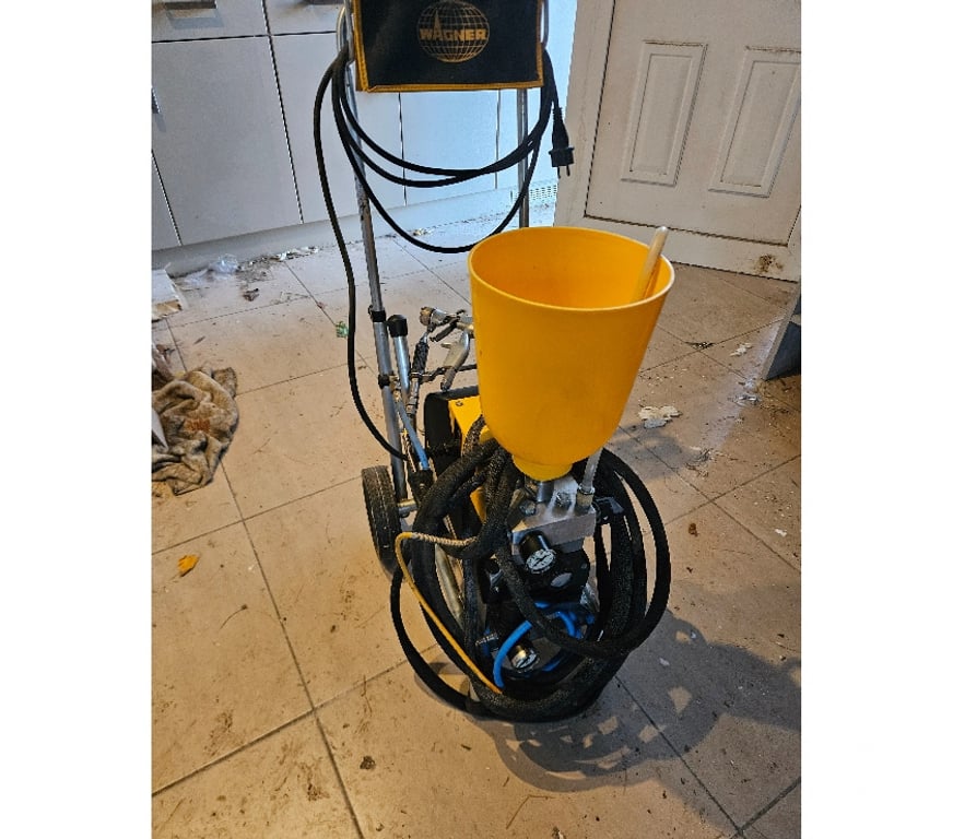 Matériel agricole Malmedy - Photos Vivastreet Pompe pistolage wagner