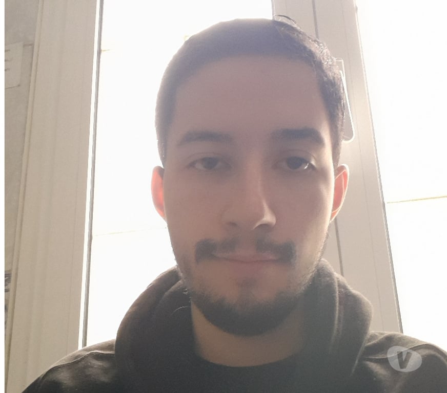 exhib Bruxelles (Brussels) Bruxelles-Centrum - Photos Vivastreet JH cherche Milf ou cougar pour relation suivie à bxl