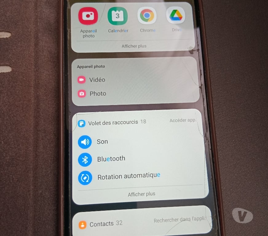 Téléphonie Anderlecht - Photos Vivastreet À vendre gsm samsung A10 bon état 25 euros.