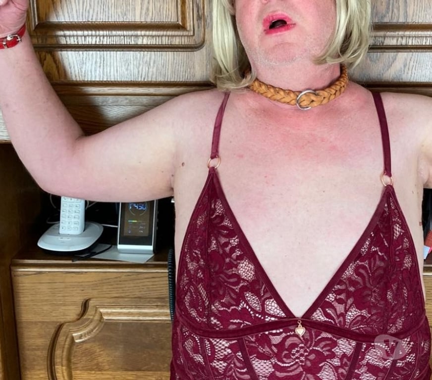 Gay Mons Cuesmes - Photos Vivastreet vieille sou mise pour Maî tre black ou beur