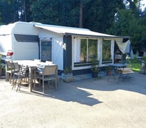 caravane jamais roulé hobby prestige avec auvent